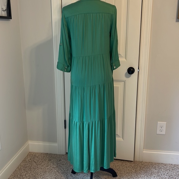 Beautiful green tiered Chico’s dress - Picture 2 of 6